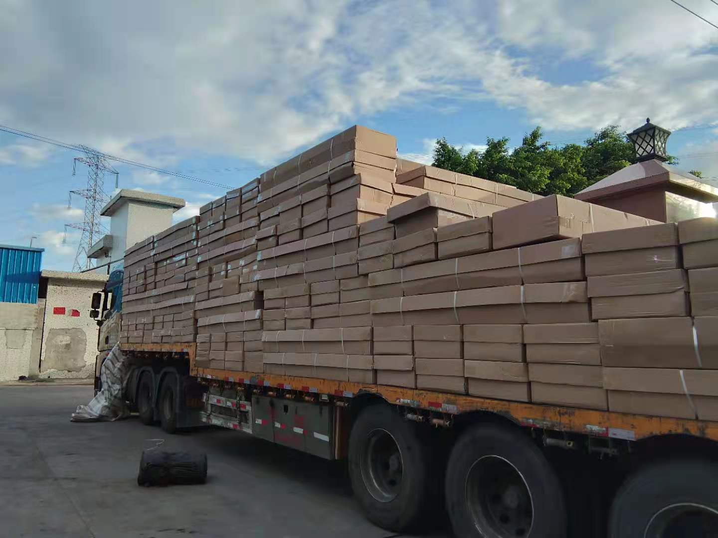 找鐵床批發(fā)，不如找廠家