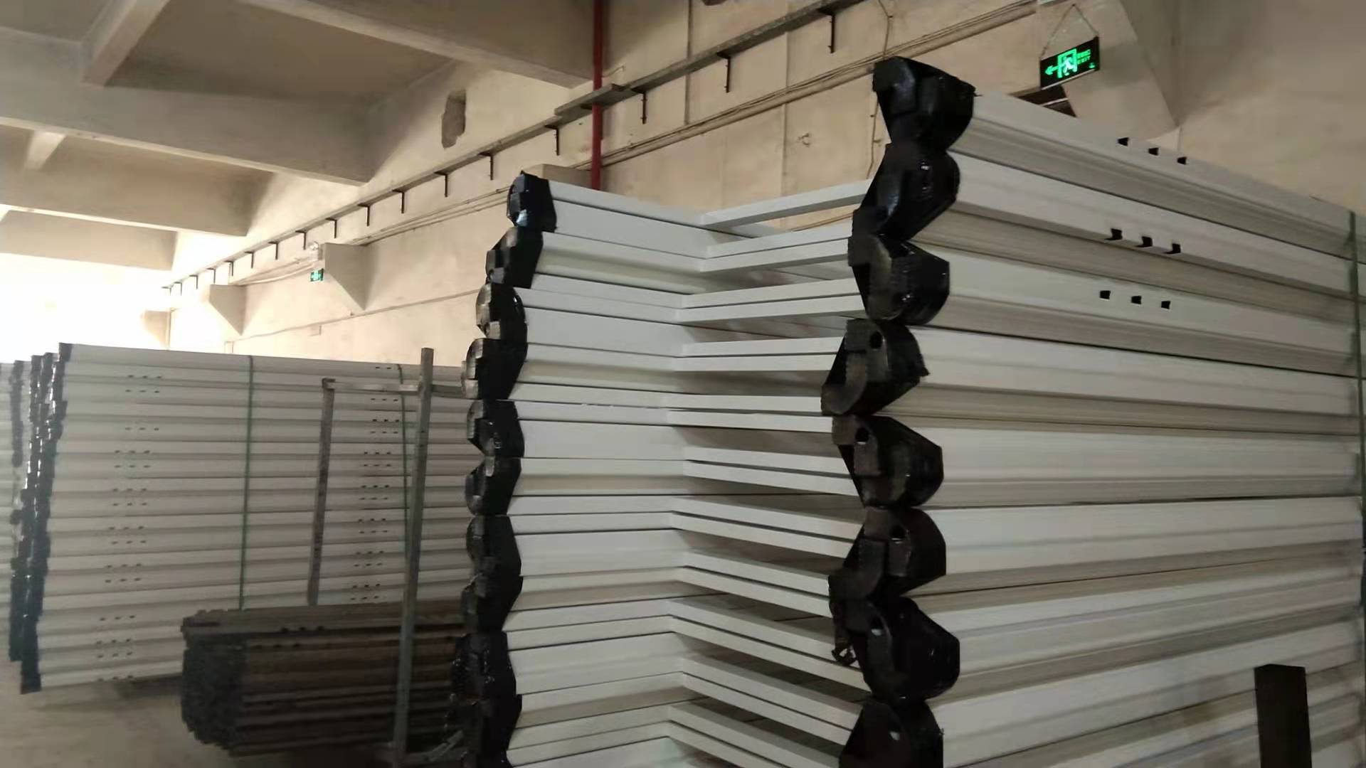 鐵床都是怎么樣打包裝的？