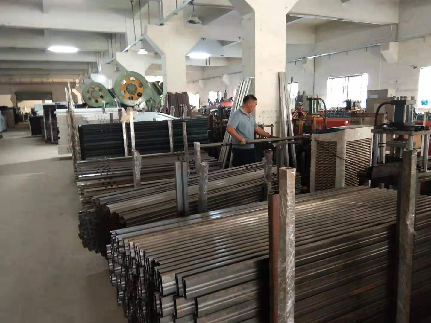 生產(chǎn)公寓床的廠家有哪些？